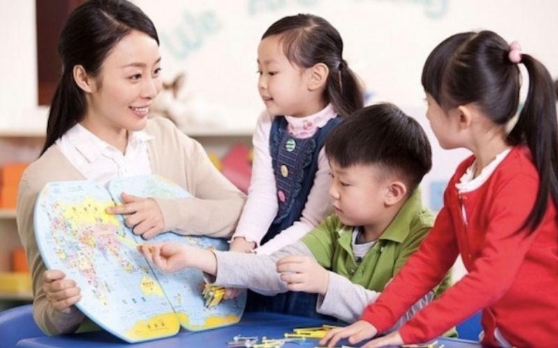 Nguy cơ và giải pháp giúp trẻ em sử dụng AI an toàn